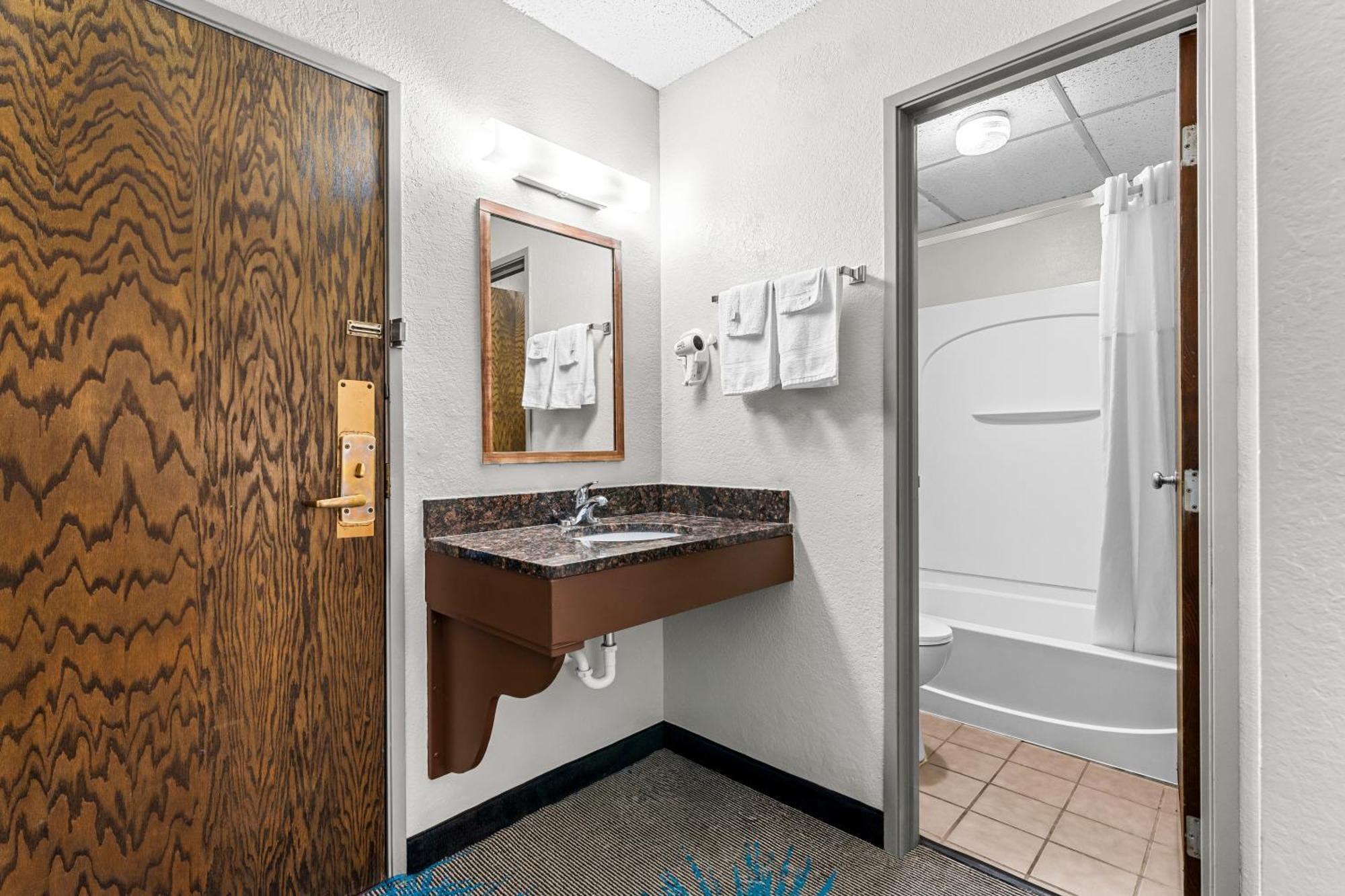 Days Inn By Wyndham Sioux Falls Exteriér fotografie